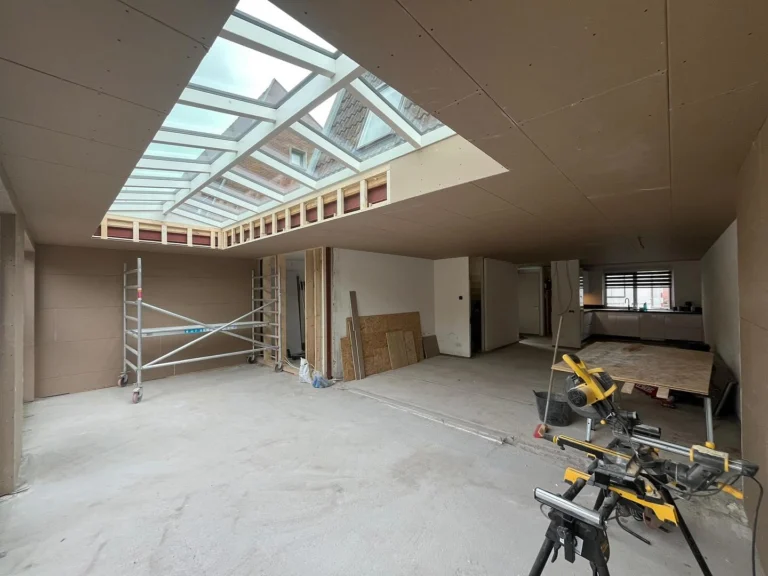 Instagram post from macbouw. This post is in position 6.