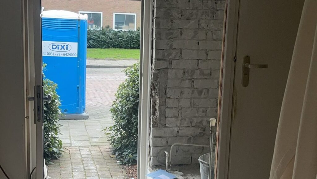 Instagram post from macbouw. This post is in position 2.