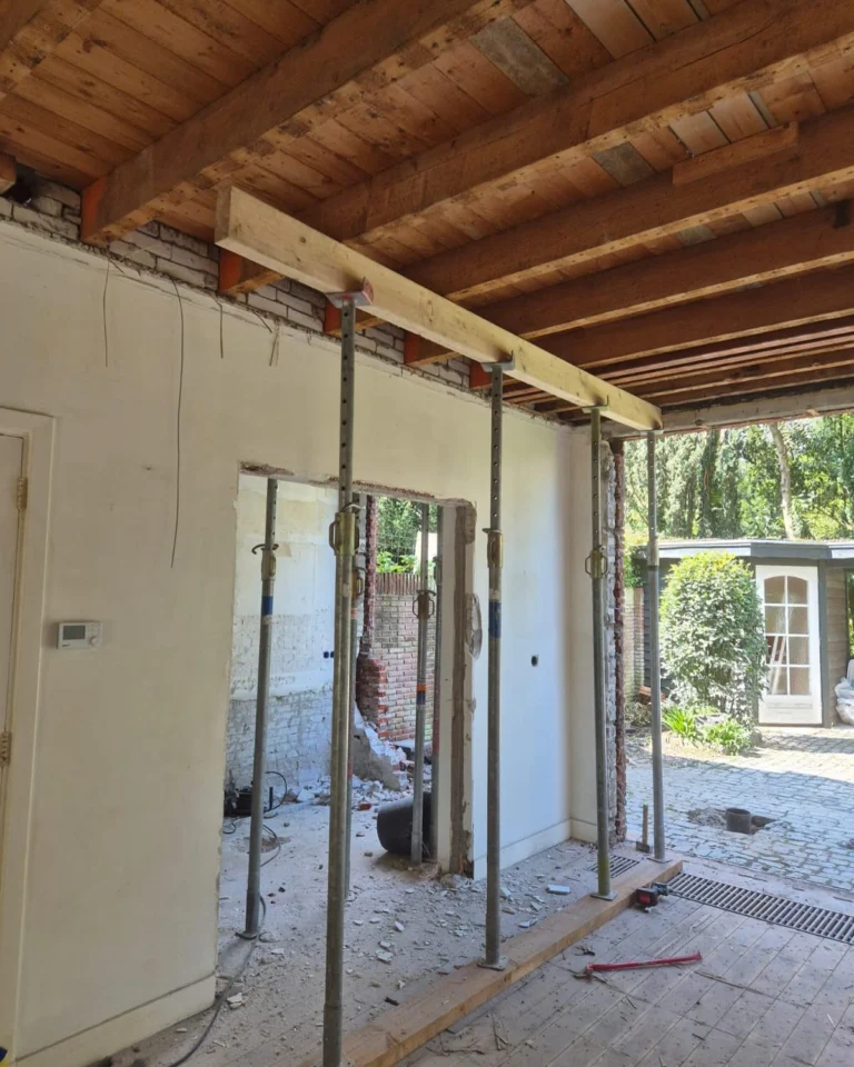 Instagram post from macbouw. This post is in position 2.