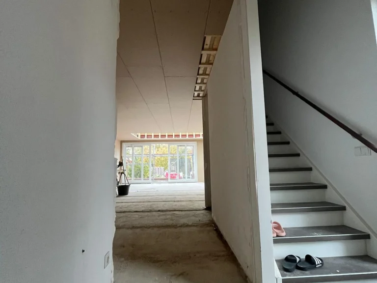 Instagram post from macbouw. This post is in position 4.