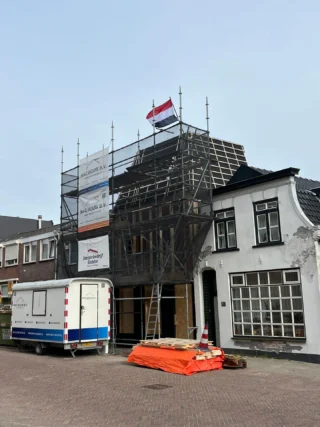 Instagram post from macbouw. This post is in position 3.