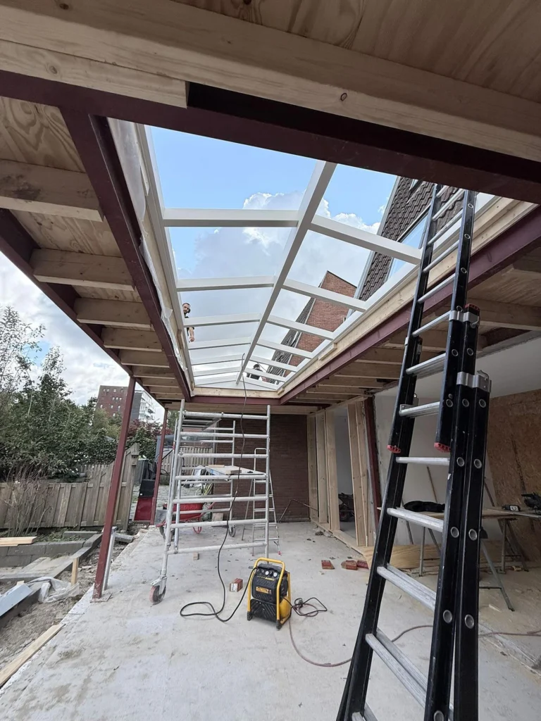 Instagram post from macbouw. This post is in position 3.