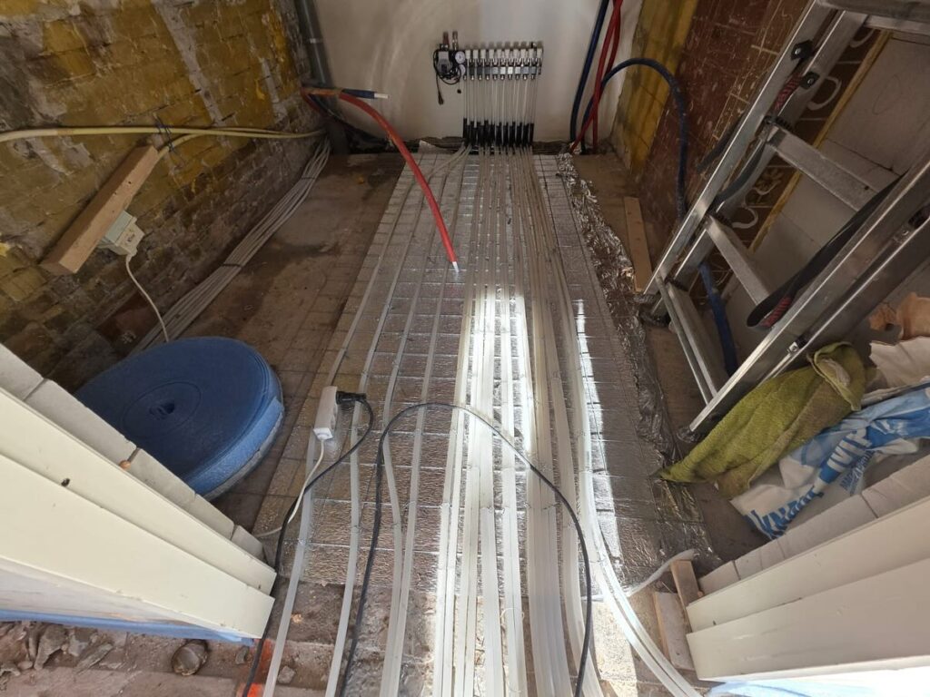 Instagram post from macbouw. This post is in position 7.