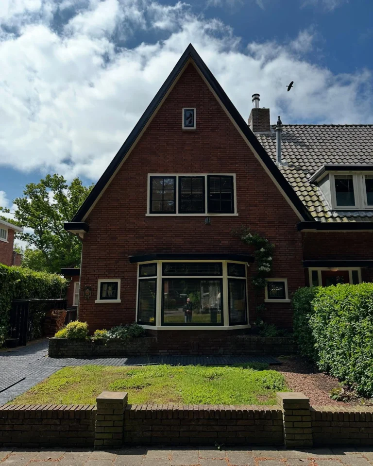 Instagram post from macbouw. This post is in position 1.