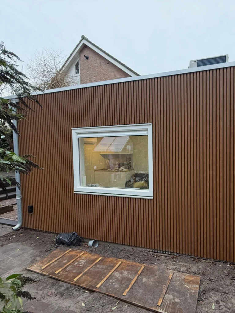 Instagram post from macbouw. This post is in position 5.