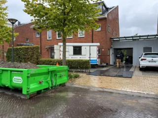 Instagram post from macbouw. This post is in position 16.