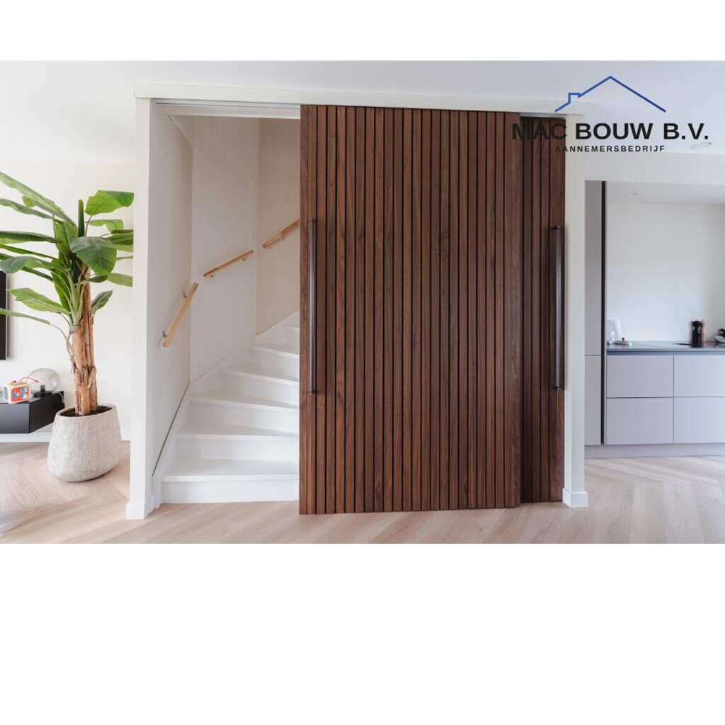 Instagram post from macbouw. This post is in position 1.