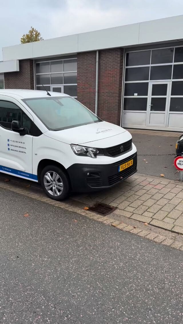 Instagram post from macbouw. This post is in position 1.